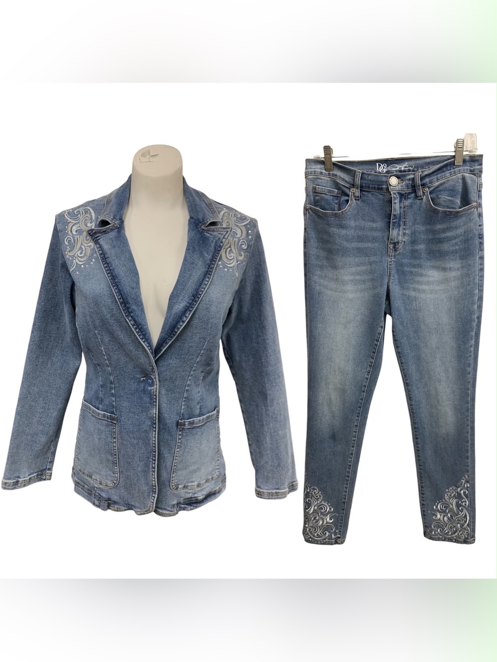 Diane Gilman Blue Embroidered Denim Jacket & Cropped Jeans Set Size S